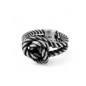 Δαχτυλίδι ανδρικό από ασήμι 925° με κόμπο.